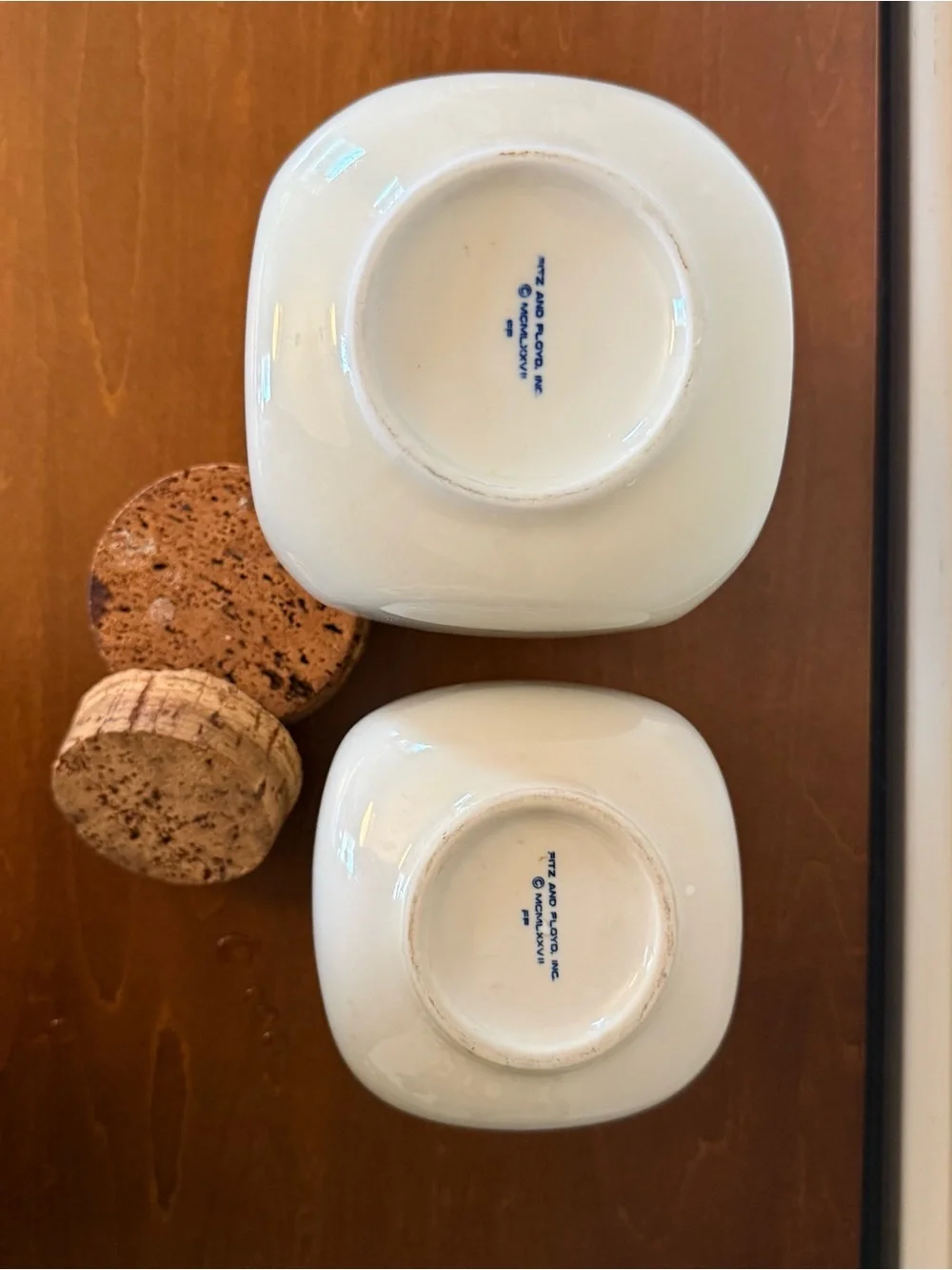 Fitz and Floyd White Ceramic Canister Set with Cork Lids